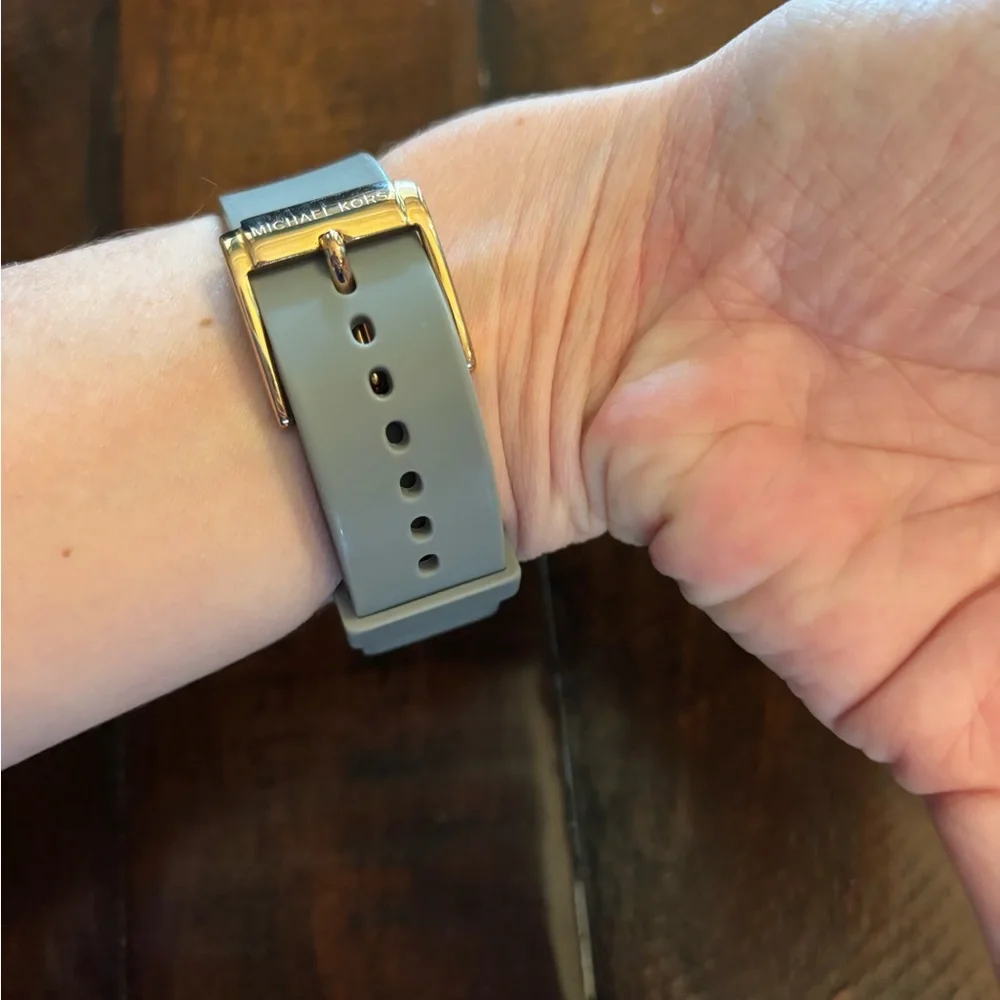 Michael Kors Gold and Gray Watch - Picture 3 of 3